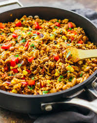 Then add the chili powder, season with salt and red pepper to taste. Pinto Beans Ground Beef And Rice