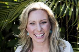 This is the moment a man is shot dead at point blank range by a neighbour in a row over a dumped the killing in texas was filmed by the dead man's fiancee and shows a dispute with father and son big shot. Justine Damond Police Shooting Cop Mohamed Noor Charged With Murder Vox
