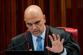 Jun 26, 2021 · o presidente do tse, ministro alexandre de moraes, diz que debate 'não contribui para a democracia' (foto: Alexandre De Moraes Stf Combate Ao Mesmo Tempo Inercia Do Governo E Ataques A Democracia Brasil 247