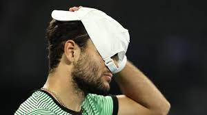 Στέφανος τσιτσιπάς, pronounced ˈstefanos t͡sit͡siˈpas; Matteo Berrettini Gibt Vor Achtelfinale Gegen Stefanos Tsitsipas Verletzt Auf Eurosport