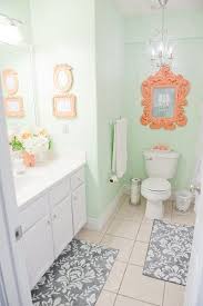 Toque De Menta 9 Coral Bathroom Home Goods Decor Mint Green Bathrooms