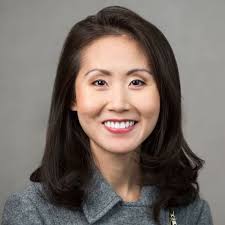 Sara Schnorr (@lightspeedsara)