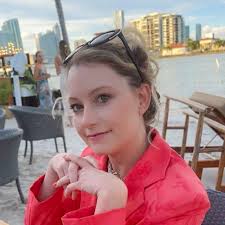 Dana Howell (@officialdanahowell) • Instagram photos and videos