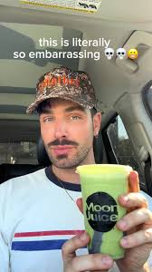 I got the the ick watching myself back while editing :)) enjoy! also my new  smoothie is in fact available at @Moon Juice lol (inspired by @Karina  Chavez) 💗 #cringe #comedy #fail #smoothie #brat ...