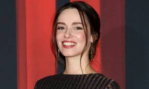 Interview With Alex Essoe, Star Of 'Trim Season'