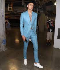 Jun 13, 2021 · kyle kuzma is planning to use the summer to become a bigger threat on the ball for the lakers. Kyle Kuzma Style Novocom Top