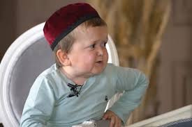 Russian social media star hasbulla magomedov is not an actor, but his popularity is not less to any hollywood celebrity these days. Who Is Hezbollah Magomedov All You Need To Know About The Little Kid Ruling Internet From Russia