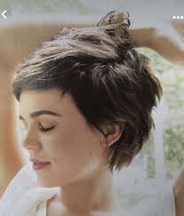 Nicole Scheer (nicolescheer73)