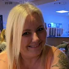 Sharon Smith :: Thomas Cuthell and Sons Funeral Directors