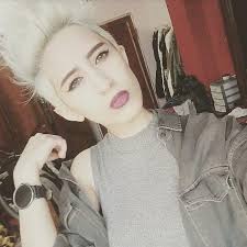 بس من عندي انا احدث القصات For man &for weman