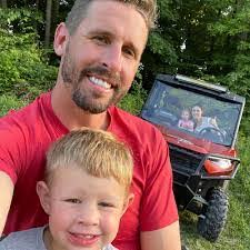 Jerry Gaylor's Instagram, Twitter & Facebook