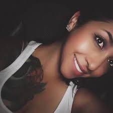 Crystal Tuttle's Instagram, Twitter & Facebook