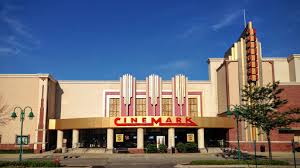 Cinemark at seven bridges a. Movie Theater Cinemark Seven Bridges And Imax Reviews And Photos 6500 Il 53 Woodridge