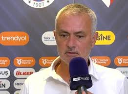 🗣️🟡🔵 José Mourinho: „Ich denke, wir haben uns heute sehr gut geschlagen,  aber vielleicht werden die Leute in den sozialen Medien und im Fernsehen da  anderer Meinung sein.“ 🗣️🟡🔵 José Mourinho: „Wir