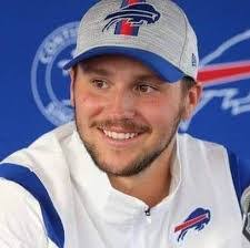 Mindy Finnegan's Instagram, Twitter & Facebook