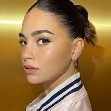 WATCH : Singer Bernice West tracks down adorable viral sensation known as  'Klein Kwagga'