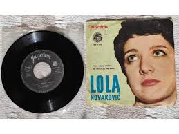 PRICA O LJUBAVI I TAMI Amos Oz