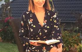 Sylwia dekiert w programie tv. Tvp Piekna Dziennikarka Zareczyla Sie Pokazala Diament I Narzeczonego