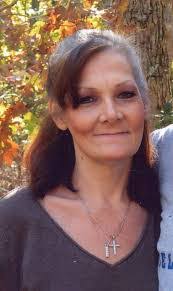 Janet Hillman's Instagram, Twitter & Facebook