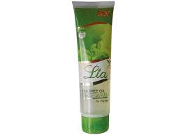 Tea tree oil is an essential oil derived mainly from a plant native to australia known as melaleuca alternifolia, says chang. Lia Tea Tree Oil Face Wash Chemist365 Lk