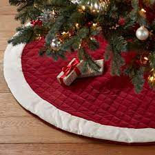Top rated · warranty · premium quality · premium ornaments 10 Best Christmas Tree Skirts For 2018 Elegant White Gold Red Tree Skirts
