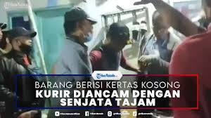 Santo petrus (simon nama aslinya, petrus, atau kefas nama yang diberikan yesus) adalah salah seorang dari dua belas rasul yesus dan paus pertama umat kristiani. Kisah Petrus Murid Yesus Yang Mati Dengan Salib Terbalik Dia Bersukacita Saat Hari Terakhirnya Halaman All Tribun Manado