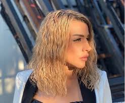 Την τελευταία της πνοή σε ηλικία επτά ετών άφησε η ανιψιά της έρρικας πρεζεράκου, η οποία έπασχε από επιθετικό καρκίνο στο νευρικό κεντρικό σύστημα του εγκεφάλου και ταξίδεψε τον περασμένο. Dyskoles Wres Gia Thn Errika Prezerakoy
