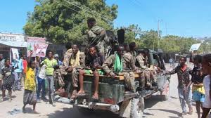 Somalia, officially the federal republic of somalia, is located on the horn of africa in east africa. Somalia Der Spiegel
