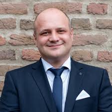 Erfüllen sie ihre wünsche, wie etwa ein kredit für das neue auto, die neue küche oder den nächsten urlaub. Sebastian Ponanta Kundenberater Sparda Bank West Eg Xing