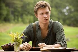 Divergent Series - No Matter What, Tris Will Always Protect Caleb.  #Allegiant | Facebook