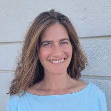 Allison Greene's Instagram, Twitter & Facebook