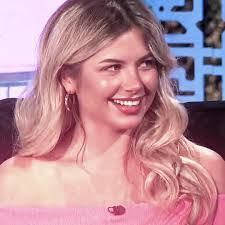 Leah Hebert's Instagram, Twitter & Facebook