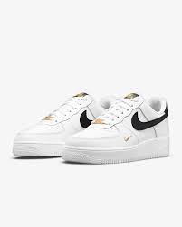 4.0 out of 5 stars 1. Nike Air Force 1 07 Essential Damenschuh Nike At