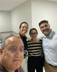 Ontem tive uma grata satisfação. Eu e a @denisedaher1 fomos visitar um  amigo, o Dr Daniel Bonini, que junto com a diretora, Dra Mariana,  apresentou-me o belo hospital do Hapvida em Rio
