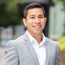 How to Escape Higher Education With (Relatively) Little Debt