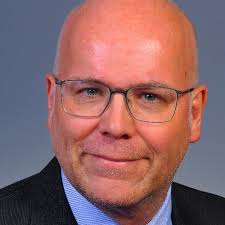 Peter Krüll--Emails and Phone Numbers