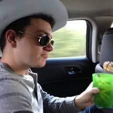 Vincent Escobar (@VinnieEscobar)