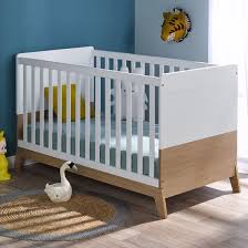 Une superbe idée dessin mural qui crée une ambiance gaie. Lit Bebe Evolutif Archipel Bebe Provence De Bebe Provence