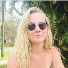 Stream Ariel Peters music