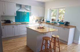 Maybe you would like to learn more about one of these? Chatsworth Silk Light Grey With Rustic Oak Timber Worktops Real Kitchens Stunning Kitchens Designed By Experts Sigma 3