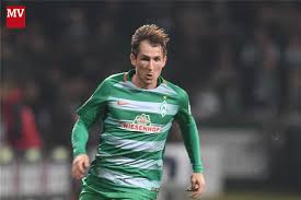 At the start of the season, midfielder izet hajrovic switched his international allegiances from switzerland to bosnia. Hajrovic Bei Werder Bremen Vor Dem Absprung