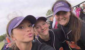 AC Lady Aces Softball (@softball_ac)