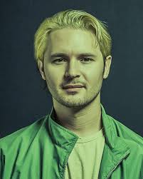 Premium Harmony (Short 2014)