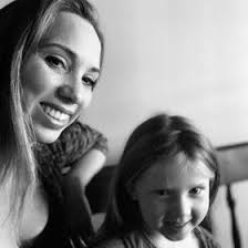 Katie Faye Gray (katiefayegray)