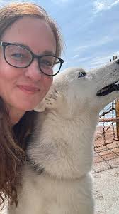 New to the group for my grandpup Delilah. Can anyone give me a good no  escape harness they love? Also does anyone do a tie up when they take them 