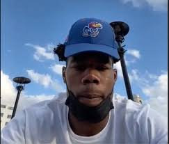 2021 KU men's basketball commit Sydney Curry brings 'winning attitude' to  the program