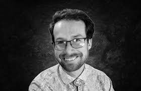 Robert Lint's Instagram, Twitter & Facebook