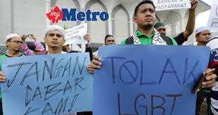 Ini kerana pembangunan negara yang makmur pada masa akan datang terletak dibahu golongan muda mudi seperti kata pepatah melayu 'pemudi harapan banga, pemuda tiang negara'. Malaysia Tolak Lgbt