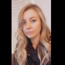 Sara Boggs (@litttttlebit)