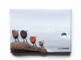 Trouvez le cadeau fait main parfait, des vêtements vintage et tendance, des bijoux uniques et plus encore. Tableau Galets Bois Flotte Mer Oiseaux Fond Gris Tableau Famille Mer Grise Dessin Humoristique 18x13cm Un Grand Marche